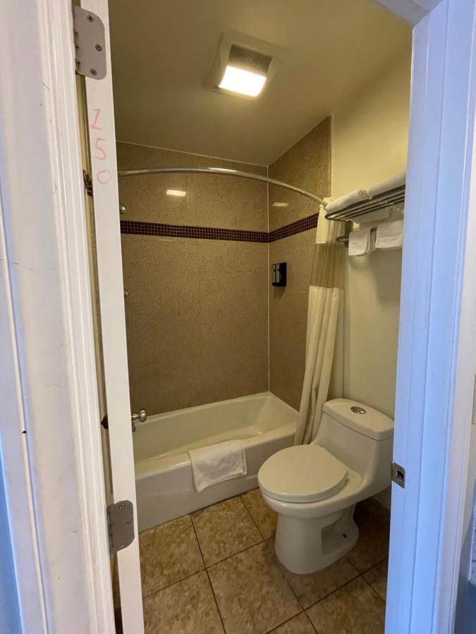 פסדינה La Casa Inn מראה חיצוני תמונה